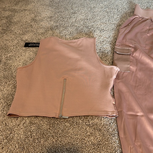 Maniere De Voir NWT satin joggers + cropped tank set! - Picture 3 of 4